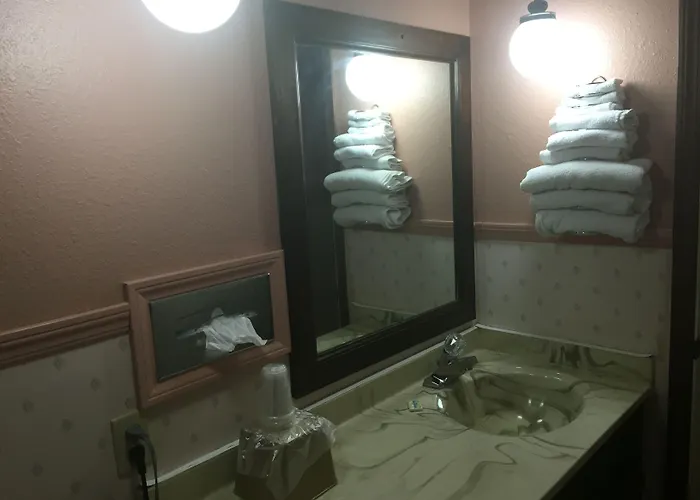 Carlinvilla Hotel